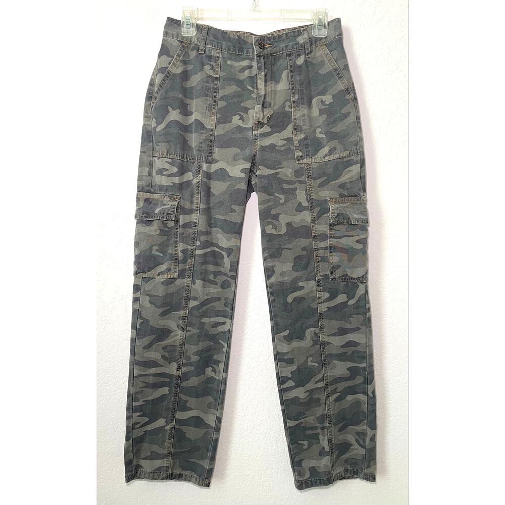 Sincerely Jules Camo Cargo Pants High Rise Straight Relaxed Leg Fit Size 7/27